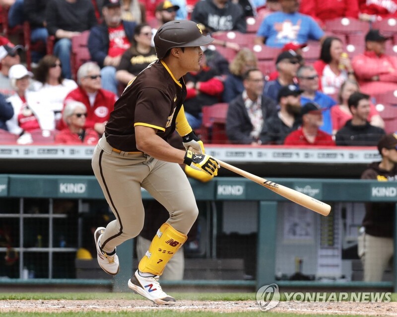 김하성 3타점 2루타 '3안타 맹타'…MLB 샌디에이고 3연승