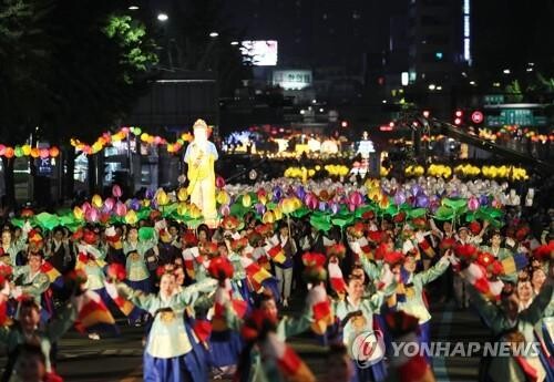 오늘 서울 도심서 대규모 연등행렬…코로나 사태로 3년만에 재개