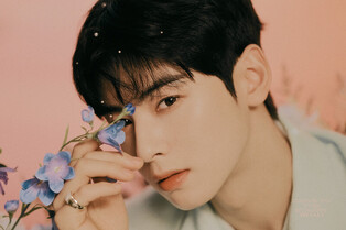 Cha Eun-woo drops concept photos for ASTRO's 3rd full album 'Drive to the Starry Road'