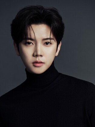 Ren from NU’EST joins Soyou&middot;VIVIZ’s agency