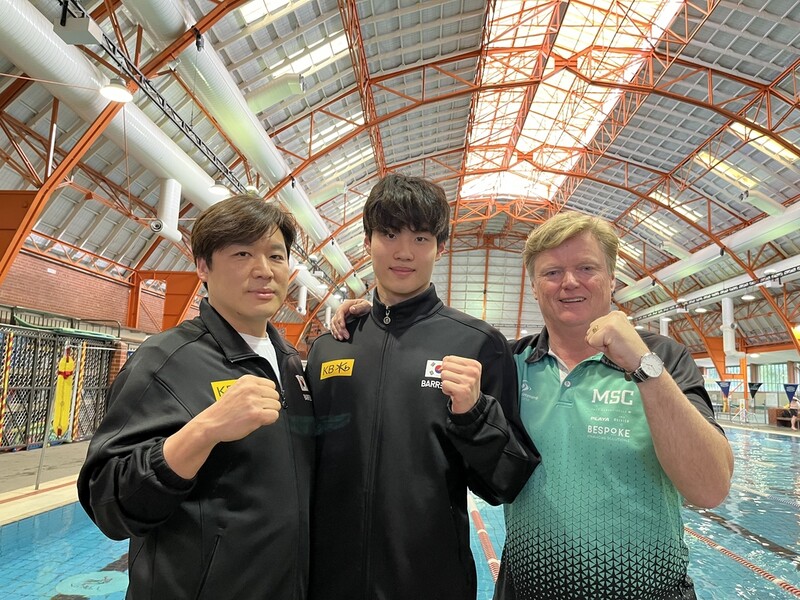 Teen swimming sensation Hwang Sun-woo eyes world championship medal