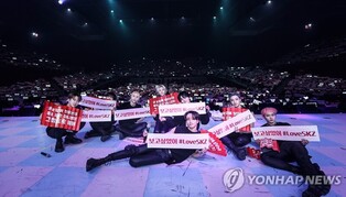 Stray Kids to hold extra concert with the popularity of world tour, 12 more stages to go on North America