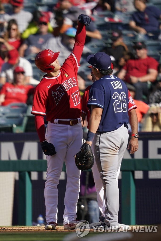 최지만, 오타니와 투타 맞대결서 완패…시즌 타율 3할 붕괴