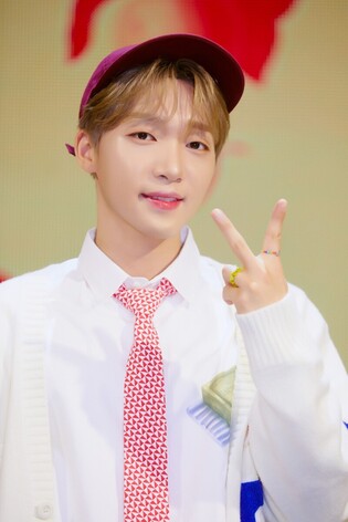 Jeong Se-woon to be MC for KBS2's observational program 'People These Days Are Suspicious'