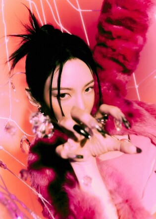 Hyo-yeon's upcoming mini album 'DEEP'