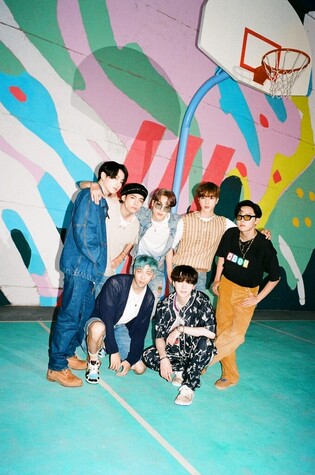 BTS’ 'Dynamite' wins 'Foreign Work Award' by JASRAC
