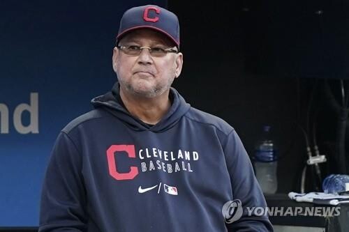 MLB 클리블랜드 프랑코나 감독, 코로나19 털고 현장 복귀