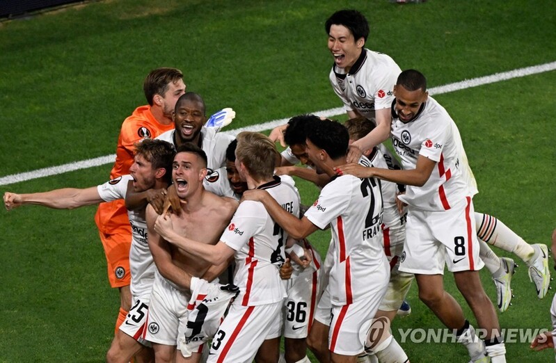 프랑크푸르트, 차범근 시절 이후 42년 만에 유로파리그 우승