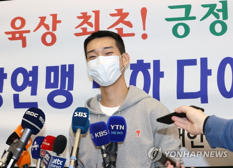 High jumper Woo Sang-hyeok returns home with Diamond League gold, eyes world title
