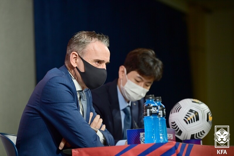 S. Korea coach predicts 'most difficult training camp' ahead of June World Cup tuneups