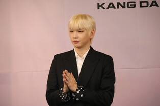 Kang Daniel celebrates 1st full album 'The Story' at press conference