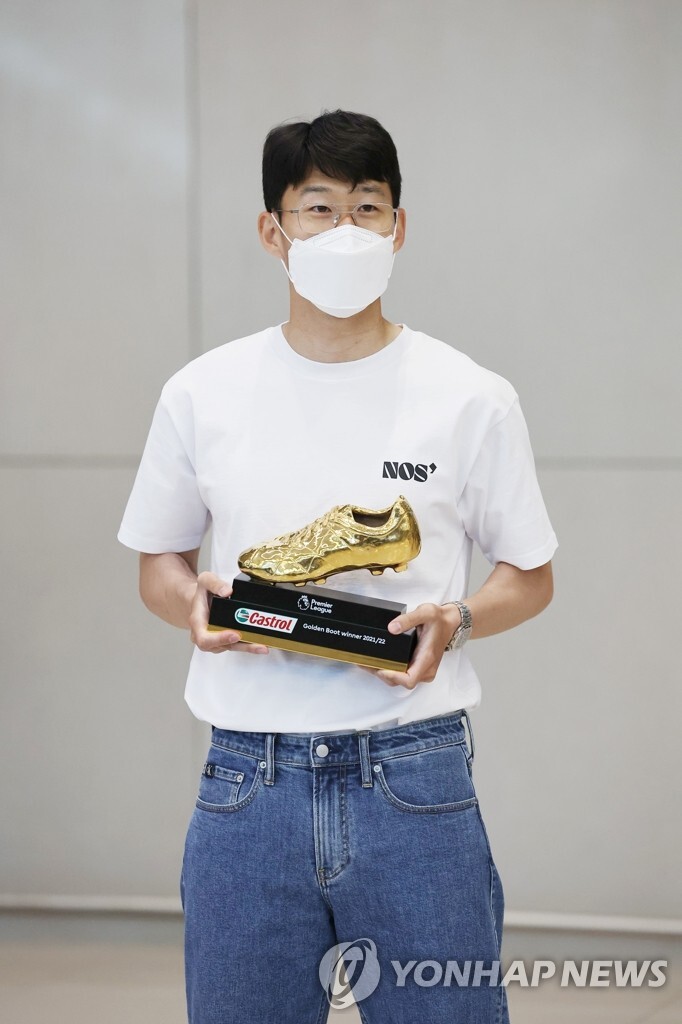 Premier League Golden Boot winner Son Heung-min receives hero's welcome home