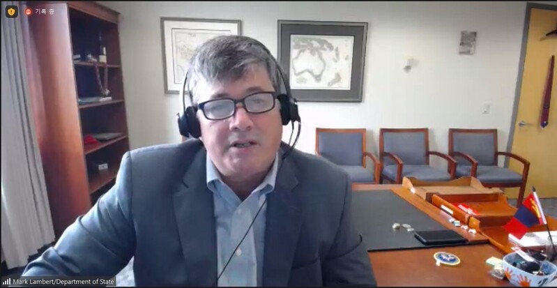 U.S. supports providing COVID-19 vaccine to N. Korea despite missile launches: Lambert