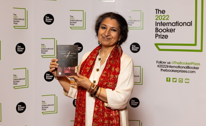 '저주토끼' 정보라, 부커상 불발…인도 기탄잘리 슈리 수상(종합2보)