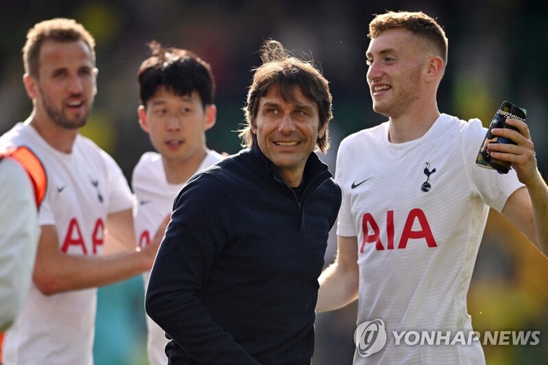콘테 감독, 내년에도 토트넘 잔류…"선수 6명 보강 원해"