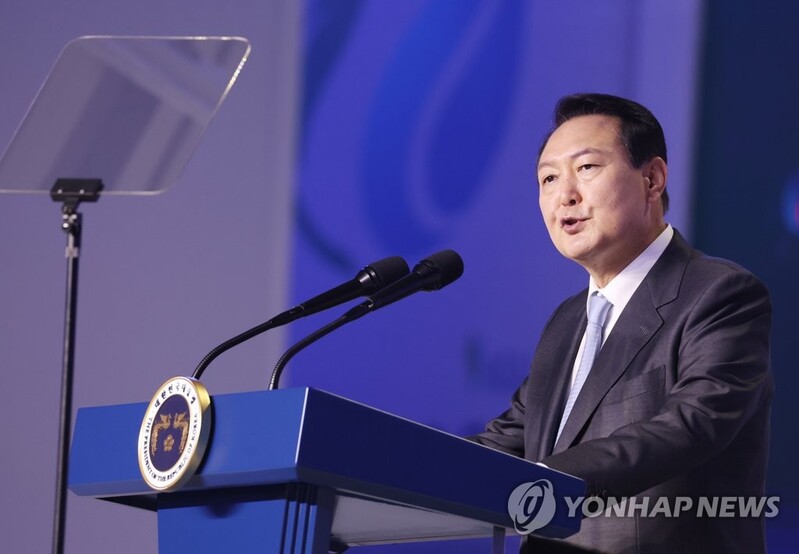 尹대통령, 박찬욱·송강호에 축전…"한국영화 경쟁력 확인"