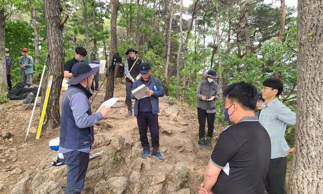 무주군, 당산리 산성에서 석축·봉화·토기 발굴