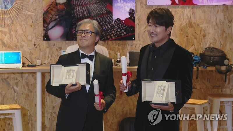 [특징주] 칸영화제 2관왕·범죄도시2 흥행에 콘텐츠주 강세(종합)