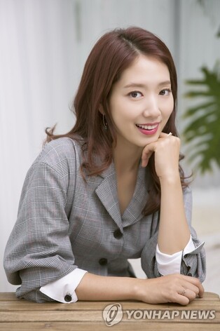 Actress Park Shin-hye welcomes son… “mother and child are both healthy”