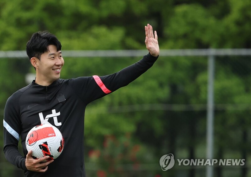 EPL 득점왕이 빠지다니!…손흥민, PFA 올해의 선수 후보 '제외'