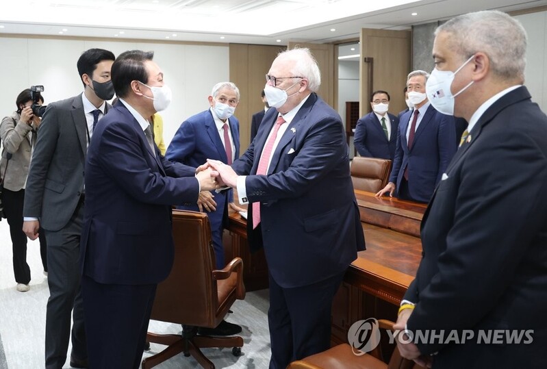 Yoon vows to expand S. Korea's role based on alliance with U.S.