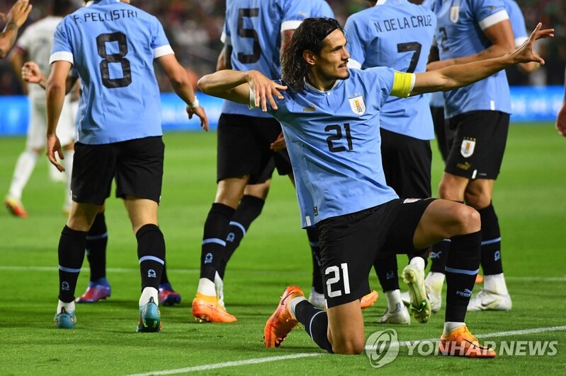 한국 월드컵 상대 우루과이, 멕시코에 3-0 완승…카바니 두 골