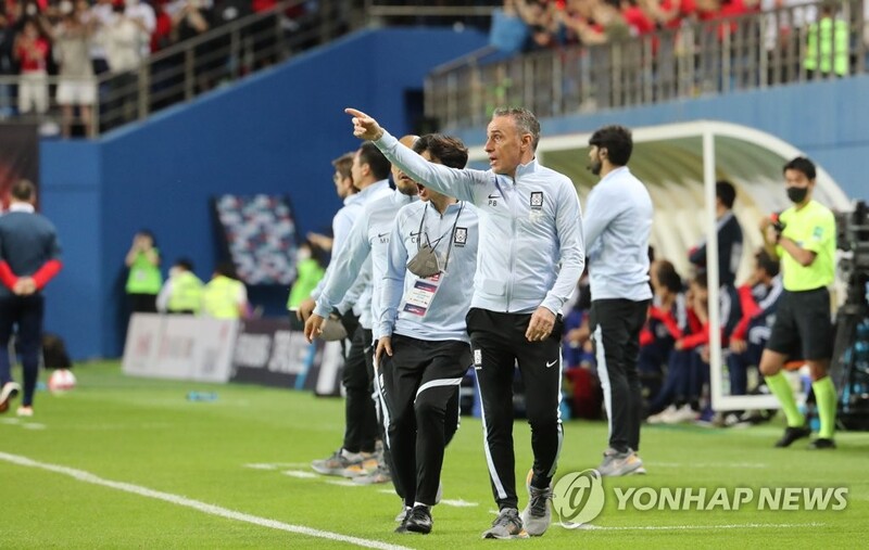 Bento comes to defense of still-shaky backline after friendly victory