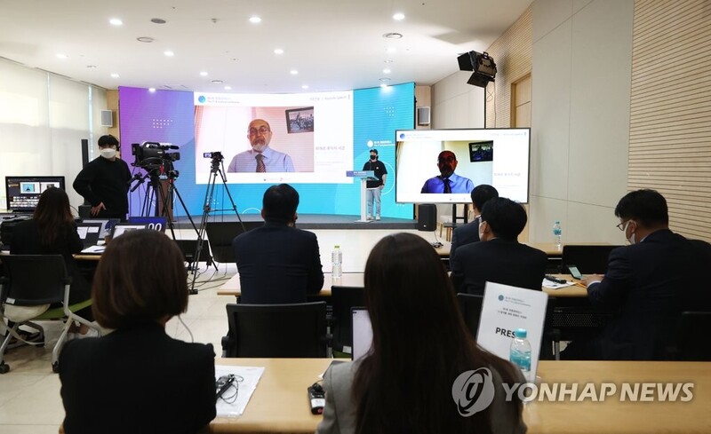 "미국 플랫폼으로 성공한 한류, 한국적 특성 점점 희미해져"