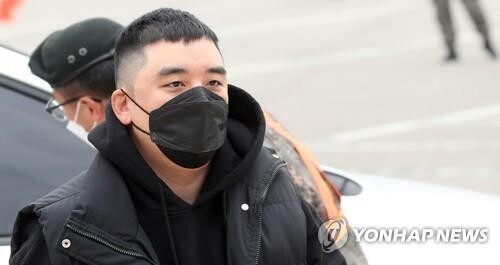 Disgraced singer Seungri to be discharged from military following top court ruling
