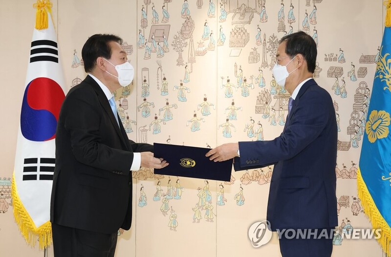 Yoon to begin weekly meetings with PM next Monday