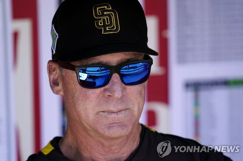 MLB 샌디에이고, 감독 포함 4명 코로나19로 이탈