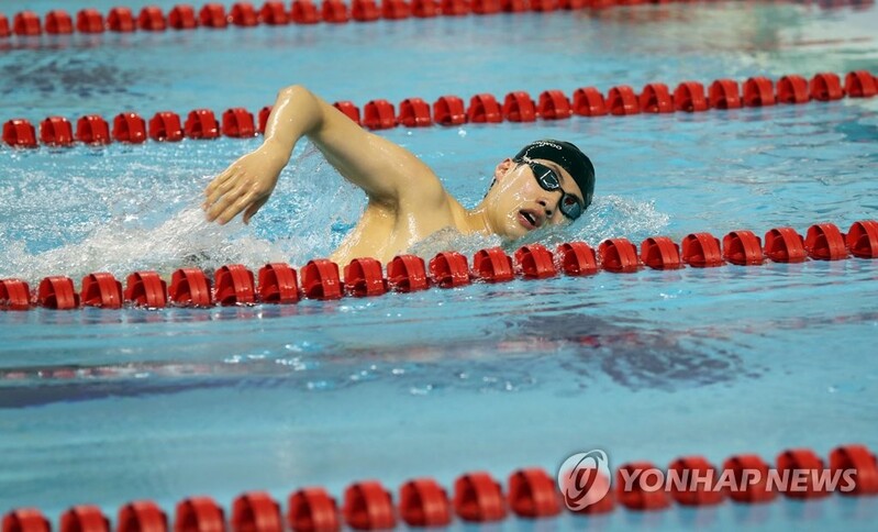 Emerging swimmer Hwang Sun-woo looking to outdo himself at world championships