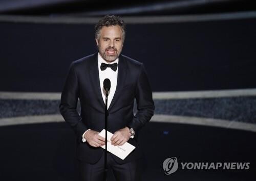 "할리우드도 총기 안전에 책임"…'헐크' 배우 등 200명 공개서한