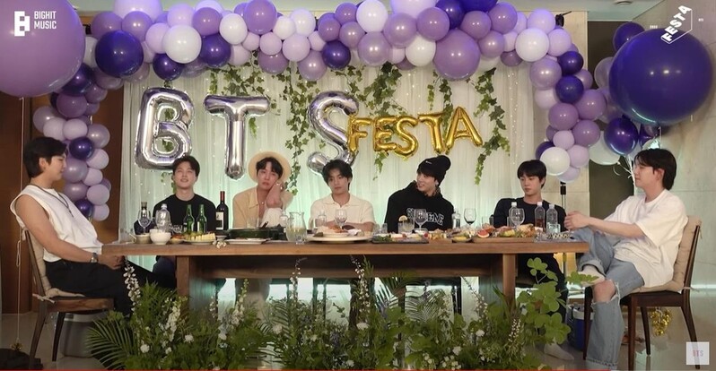 벌건 얼굴로 '짠'하며 진심 전한 BTS…"건강한 플랜 응원달라"