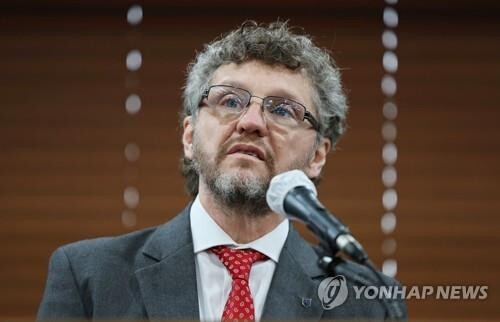 U.N. rapporteur calls on Seoul to promptly redress legacy of human right violations