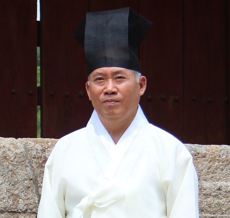 성균관유도회총본부 신임 회장에 최영갑 박사