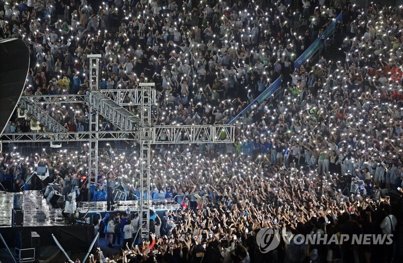싸이 흠뻑쇼 지적에 방역당국 "젖은 마스크, 교체 필요" 답변