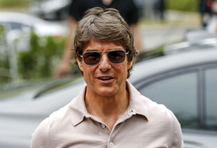 'Top Gun' Tom Cruise in S. Korea