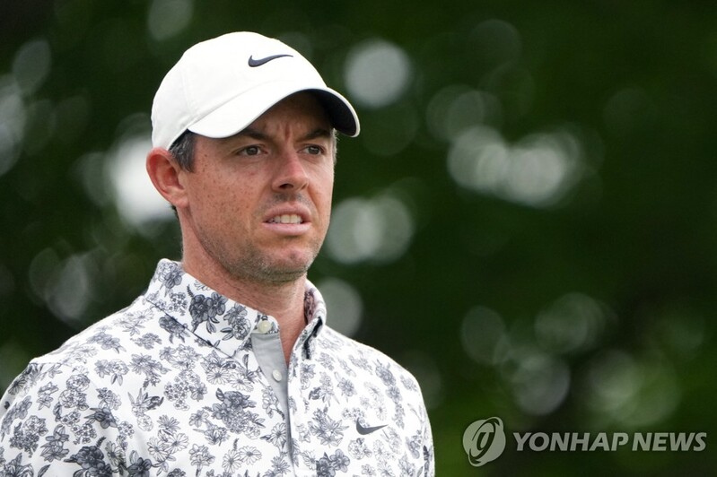 'PGA 잔류파' 매킬로이, US오픈 첫날 1타 차 2위…선두는 해드윈