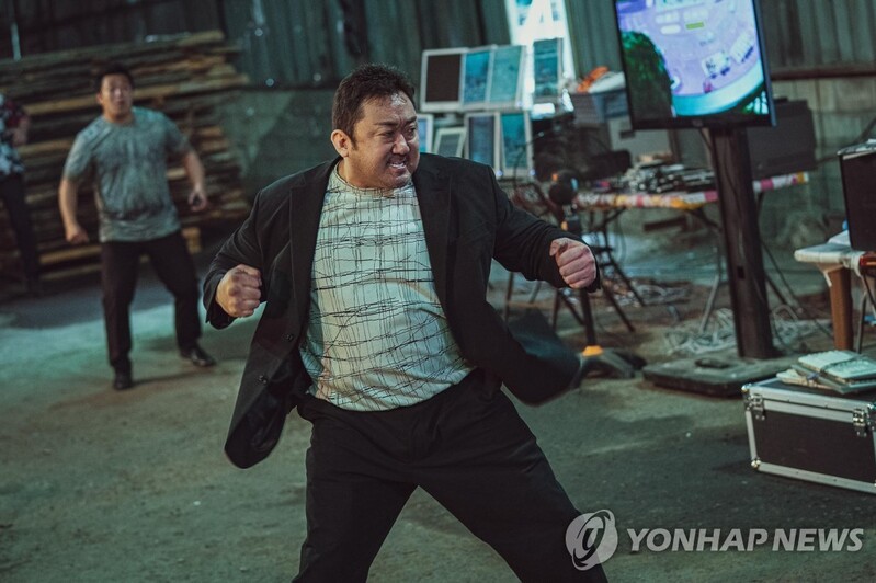 '범죄도시2' 자문 경찰관 "옥에 티 있어도 통쾌했어요"