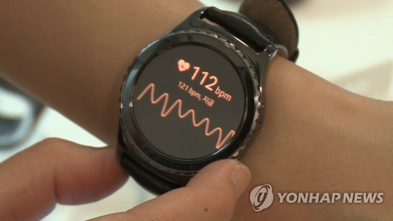 스마트폰으로 심박수 등 측정해 건강관리…정부가 인증한다