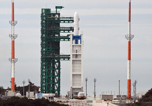 [K-Geography] S. Korea's homegrown space rocket Nuri