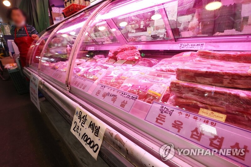 농림차관, 수입 돼지고기 관세 면제 앞두고 가공현장 점검