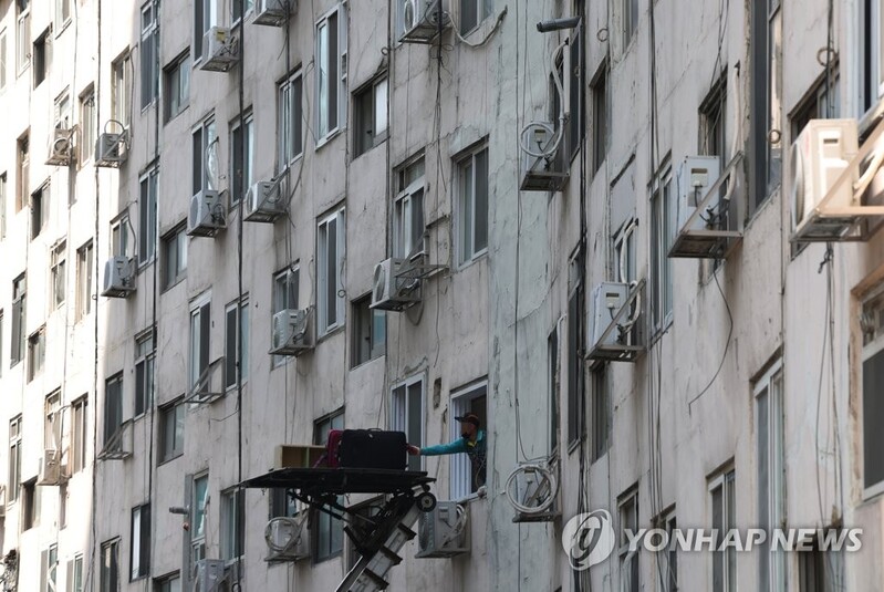 폭염에 전력 공급예비율 연중 최저…"올여름 전기요금 어쩌나"