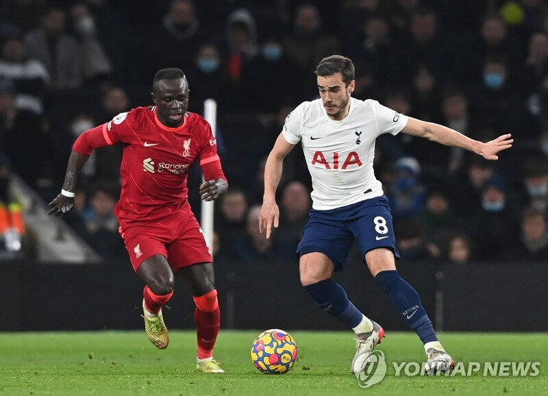 손흥민 동료 윙크스, 토트넘 떠나나…"에버턴서 눈독"