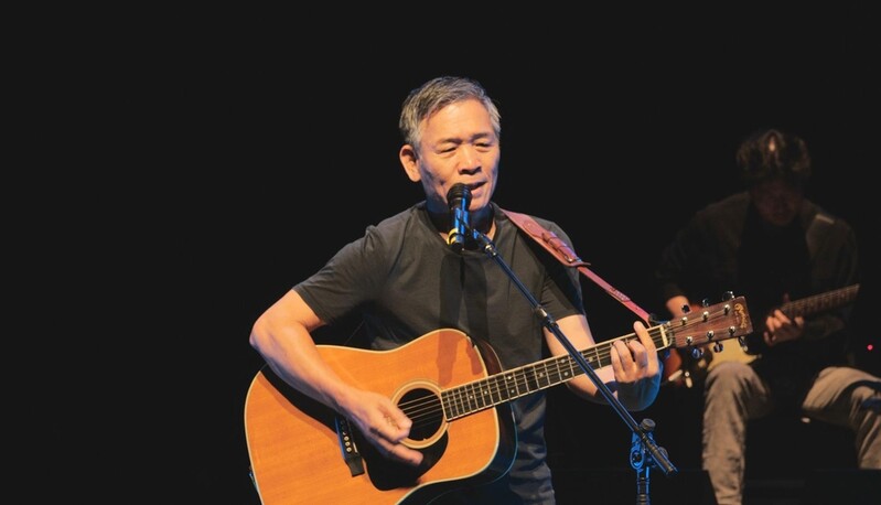 블록버스터 틈새 작은 영화들 조용한 흥행