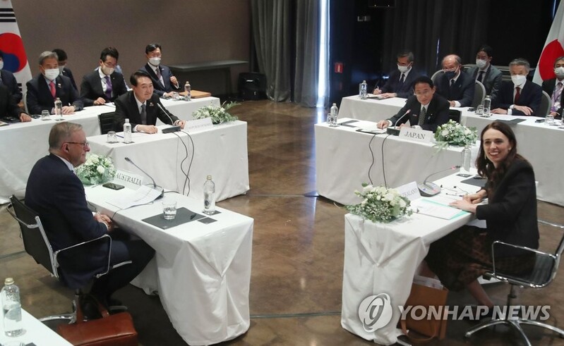 (LEAD) Leaders of S. Korea, Japan, Australia, NZ meet in Madrid