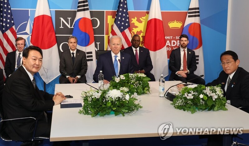 Biden reaffirms U.S. commitment to defense of S. Korea, Japan in summit