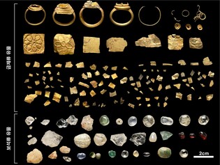 한국 조사단, 라오스 사원서 금반지·수정 등 유물 317점 출토