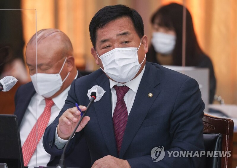 PPP leader's chief of staff resigns ahead of ethics committee meeting